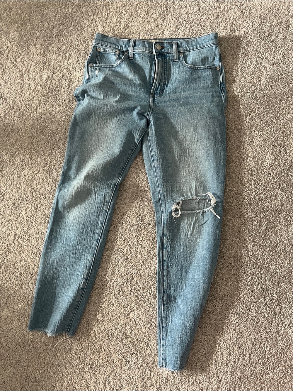 Light Blue Distressed Women’s Jeans Madewell the perfect vintage 29T tall